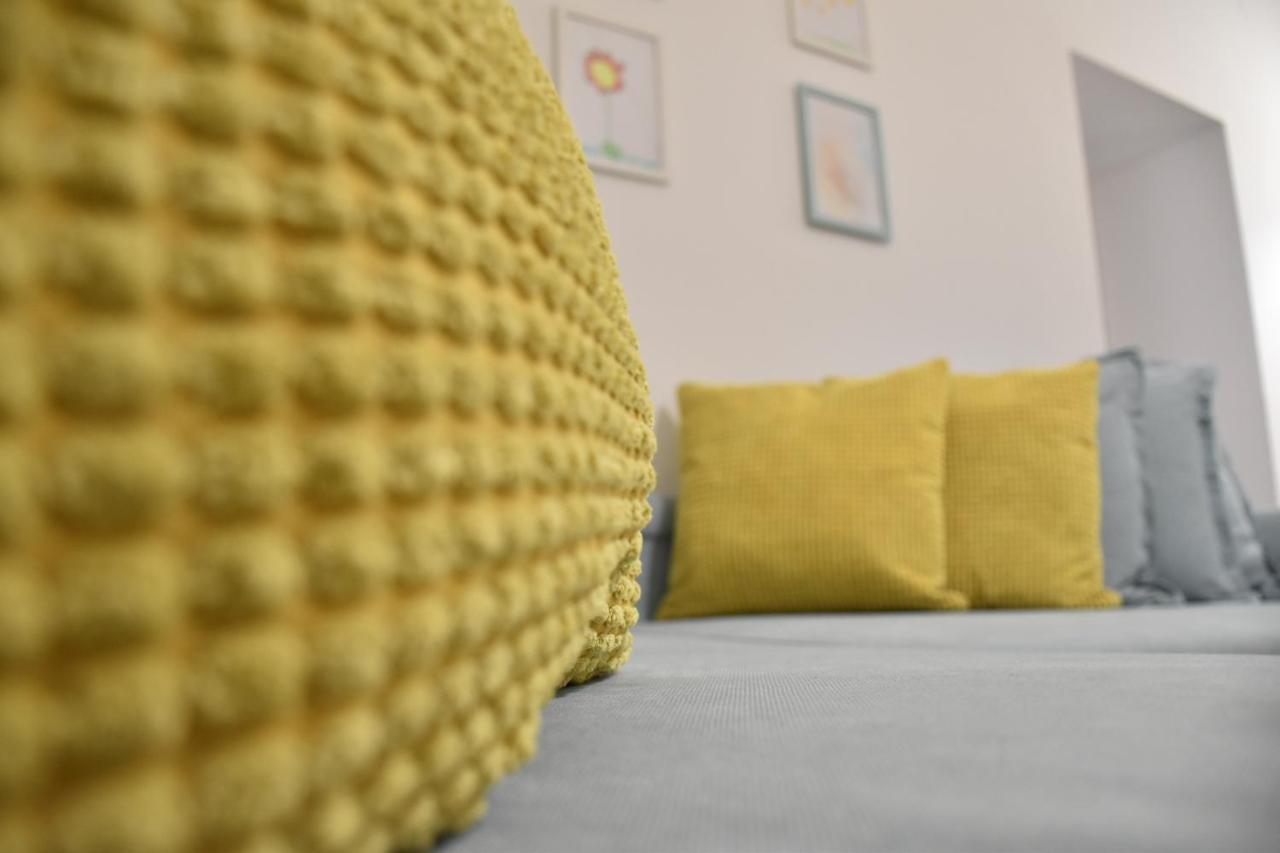 Studio Apartment Una Pula Exterior foto